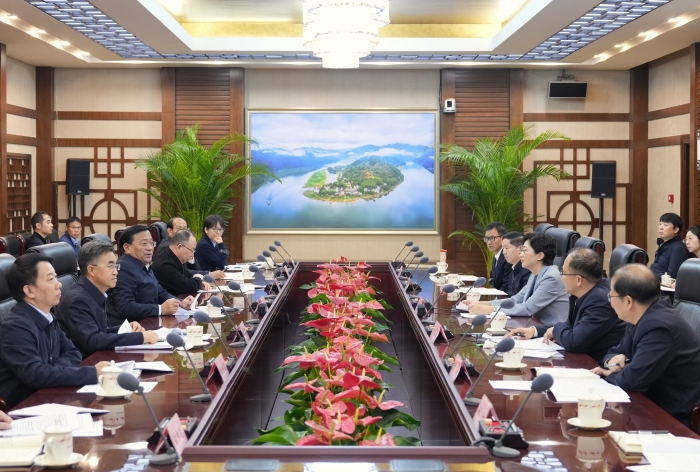 农业农村部与四川省政府举行工作会谈